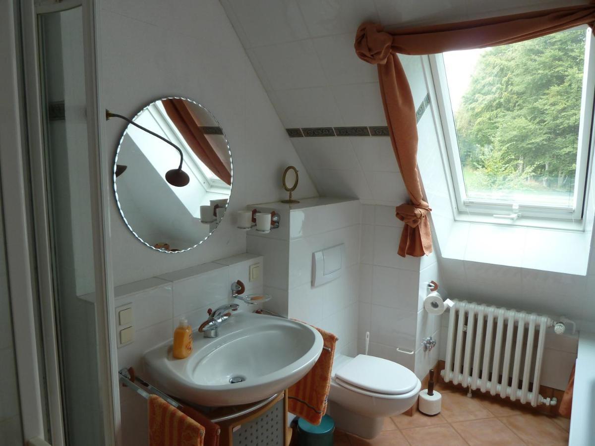 Gaestehaus Villa Kreativ Susanne Lay Bad Munder am Deister Room photo